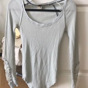 FREE PEOPLE THERMAL WITH ADORABLE SLEEVES